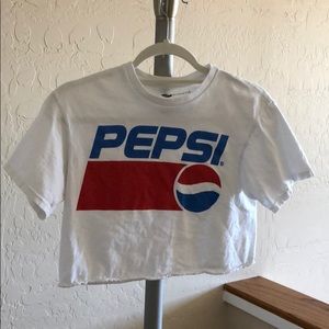 Cropped Pepsi shirt